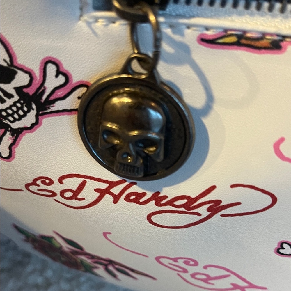 Ed Hardy Skull and Rose Shoulder Bag - Picture 9 of 15